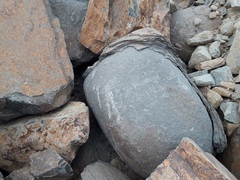 boule noire dolerite extraction